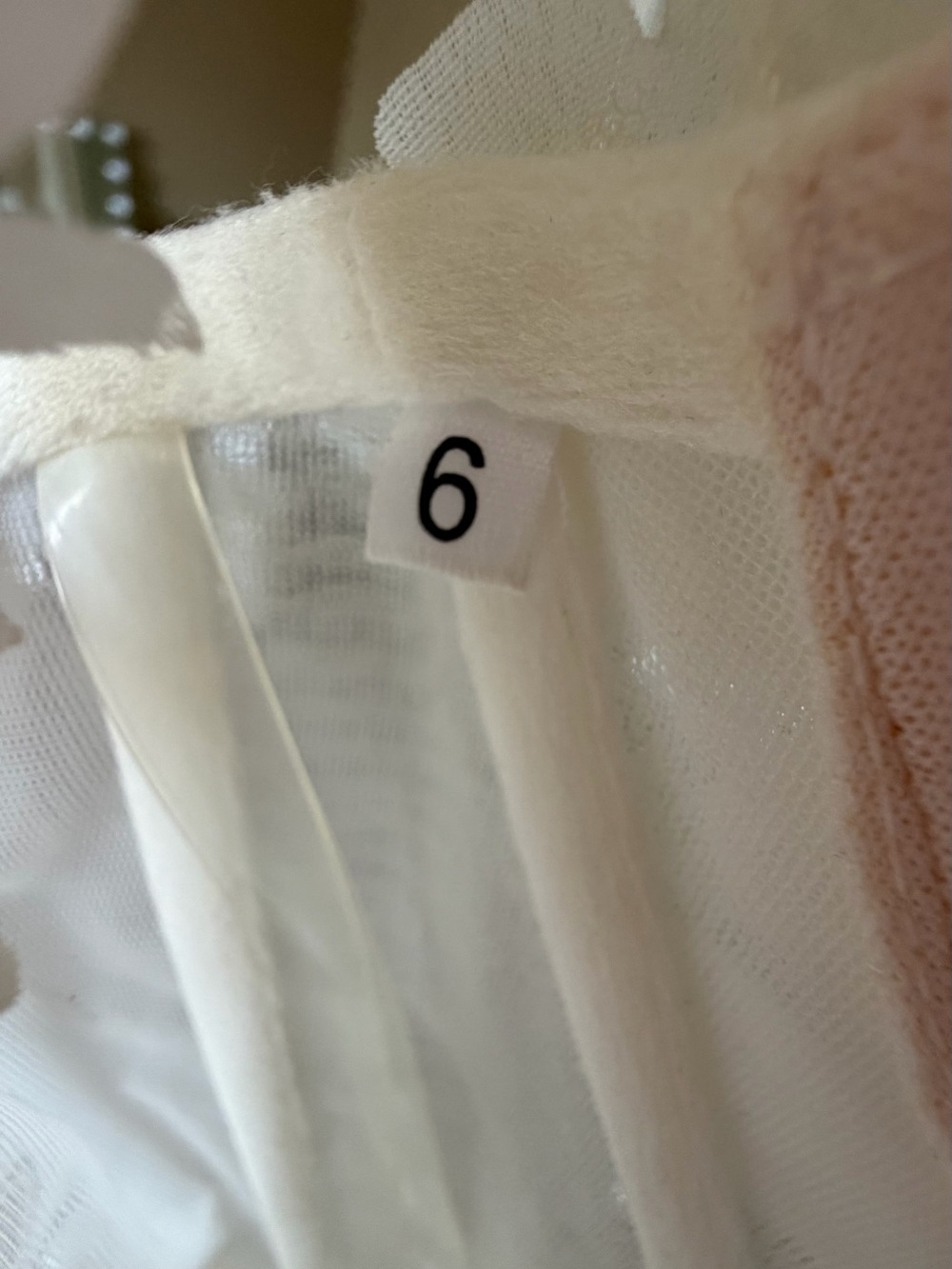 White Floral Appliqué Mini Dress - Elegant Bridal Style - Picture 2 of 4